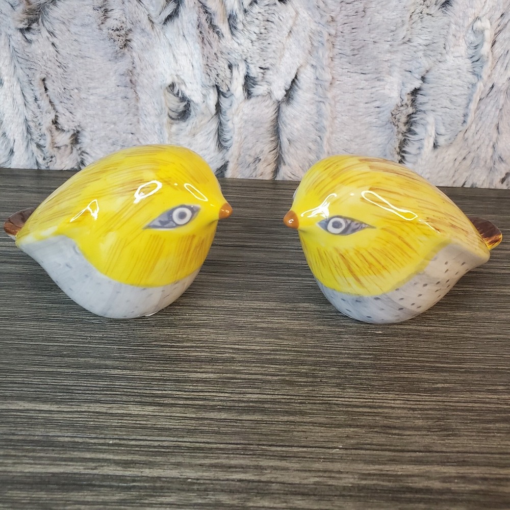 Set (2) Yellow Stoneware Bird Figurines Bookshelf Desk Garden Decor‎ Matching